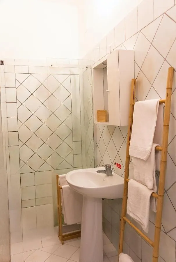 Villa Wanda - Seafront Apartment On Cala Burantino With Private Cove 알게로