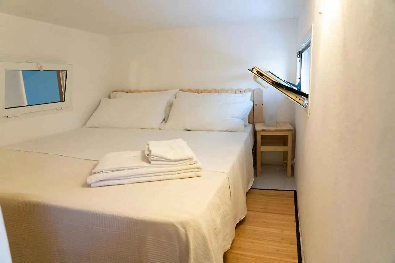 Villa Wanda - Seafront Apartment On Cala Burantino With Private Cove 알게로