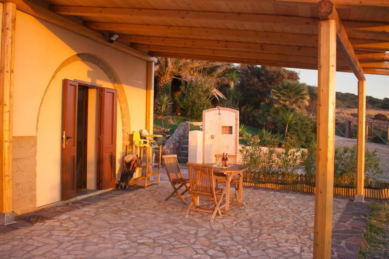 Villa Wanda - Seafront Apartment On Cala Burantino With Private Cove 알게로