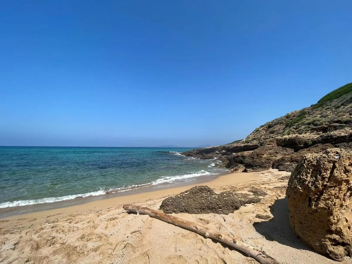 Villa Wanda - Seafront Apartment On Cala Burantino With Private Cove Альгеро
